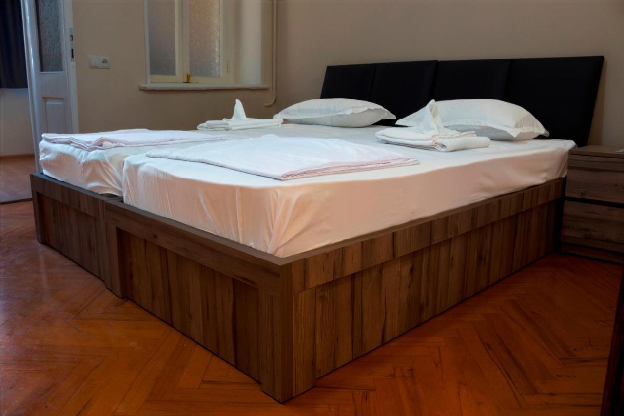 Hotel Tiflis Garden מראה חיצוני תמונה